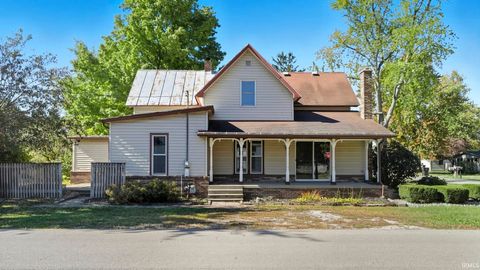Photo of 502 W Catherine Street, Milford, IN 46542 (MLS # 202542183)