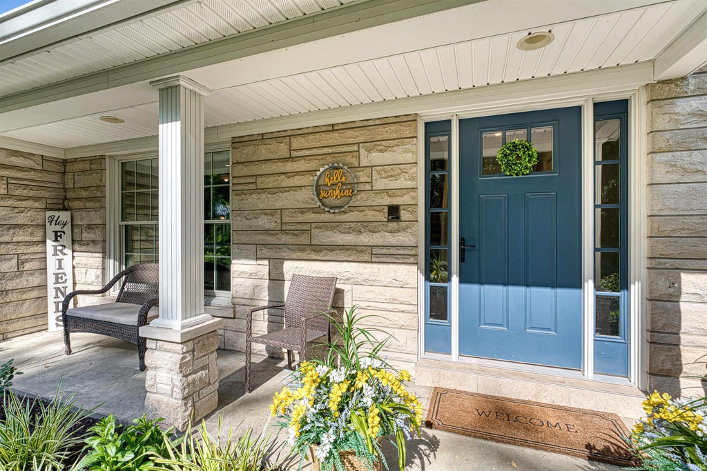 Photo of 4019 Jennings Lane, Evansville, IN 47720 (MLS # 202624565)