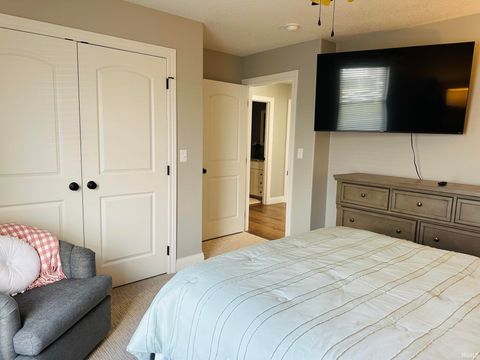 Tiny photo for 1612 North Shore Drive, Rochester, IN 46975 (MLS # 202611777)