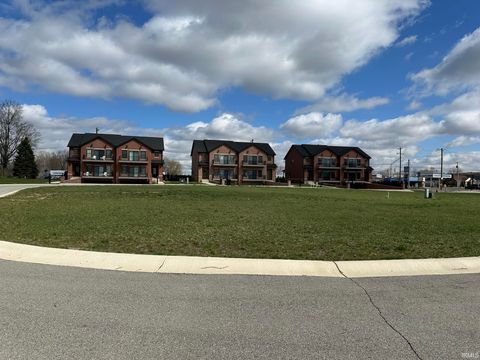 Tiny photo for 1612 North Shore Drive, Rochester, IN 46975 (MLS # 202611777)