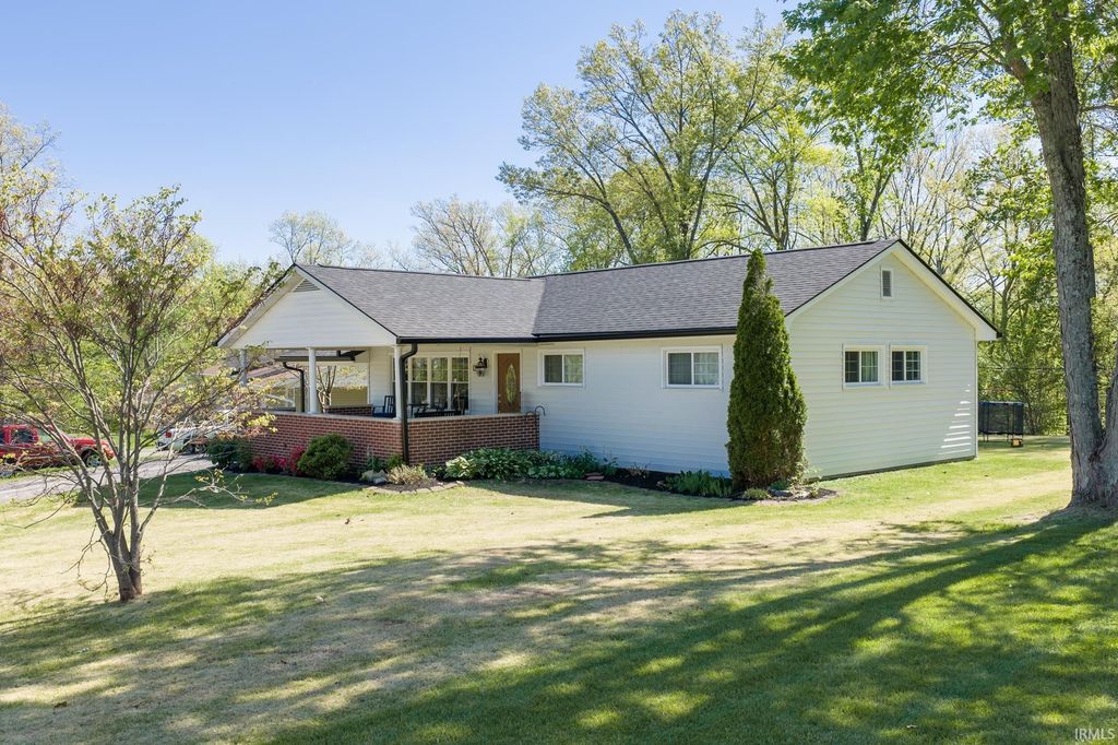 Photo of 137 Edgewood Drive, Bedford, IN 47421 (MLS # 202616799)