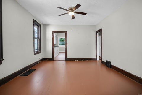 Tiny photo for 813 Jefferson Avenue, Evansville, IN 47713 (MLS # 202614694)