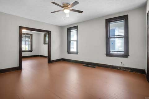 Tiny photo for 813 Jefferson Avenue, Evansville, IN 47713 (MLS # 202614694)