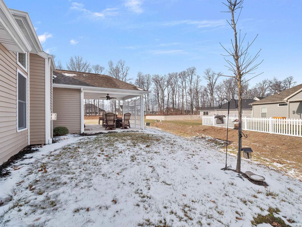 Photo of 113 Edenbridge Boulevard, Fort Wayne, IN 46845 (MLS # 202600755)