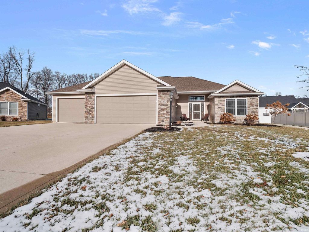 Photo of 113 Edenbridge Boulevard, Fort Wayne, IN 46845 (MLS # 202600755)