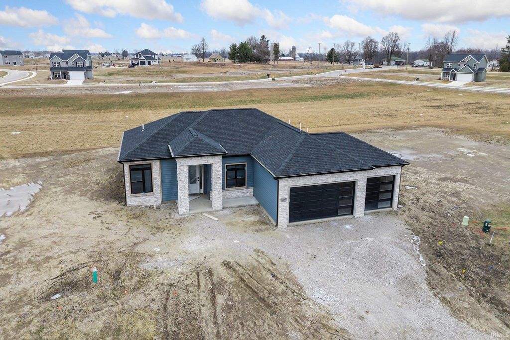 Photo of 1407 Tamalpais Drive, Fort Wayne, IN 46818 (MLS # 202602760)