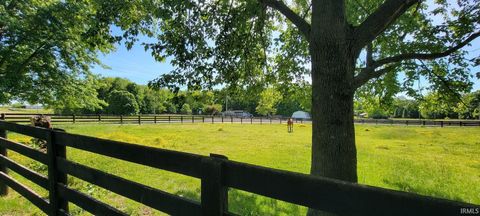 Tiny photo for 10282 E New Philadelphia Road, Salem, IN 47167 (MLS # 202618566)