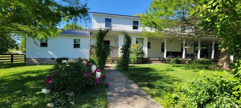 Tiny photo for 10282 E New Philadelphia Road, Salem, IN 47167 (MLS # 202618566)
