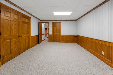 Tiny photo for 425 Schuetter Road, Jasper, IN 47546 (MLS # 202546009)