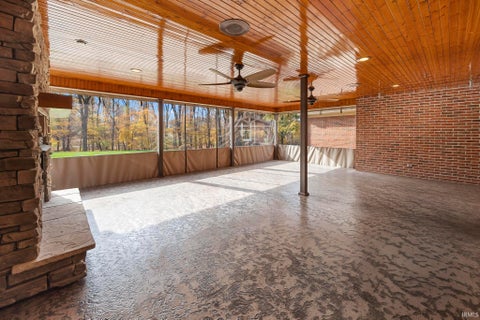 Tiny photo for 425 Schuetter Road, Jasper, IN 47546 (MLS # 202546009)
