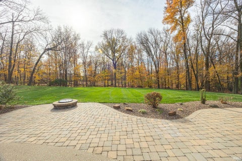Tiny photo for 425 Schuetter Road, Jasper, IN 47546 (MLS # 202546009)