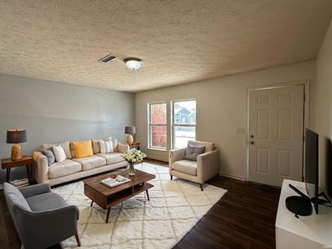 Tiny photo for 342 W 300 N, Kokomo, IN 46901 (MLS # 202545453)