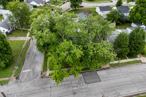 Tiny photo for 2700 Underwood Street, Lafayette, IN 47904 (MLS # 202622479)