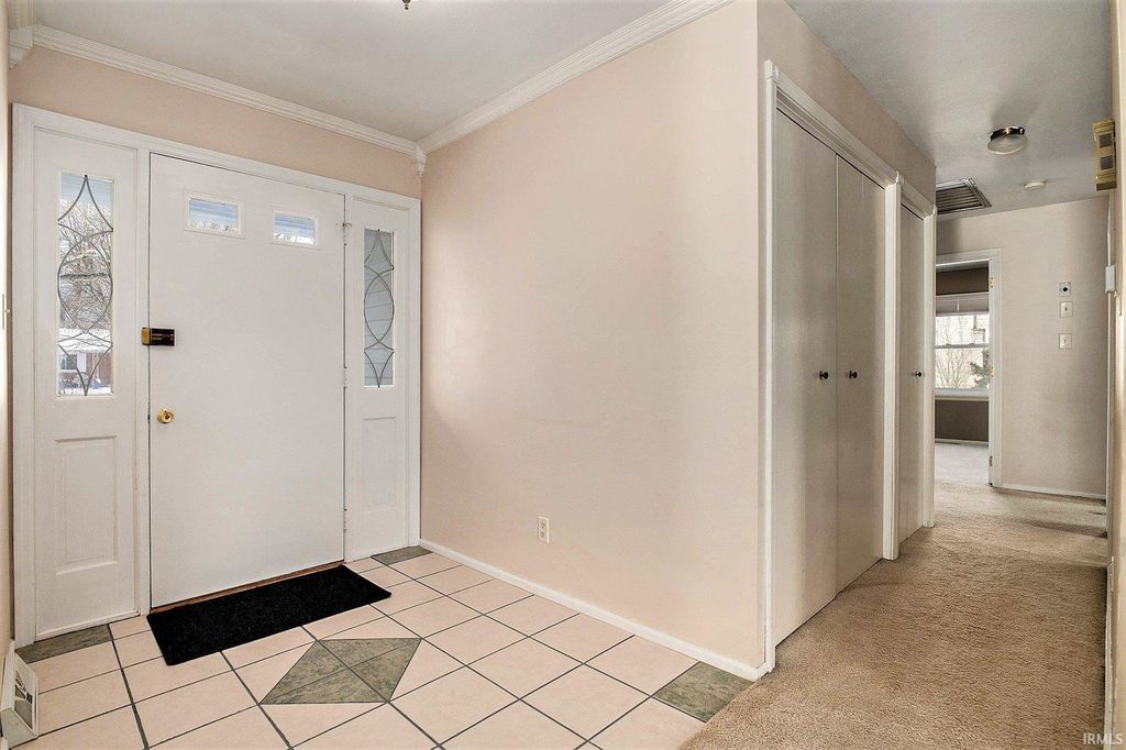 Photo of 1520 E Lake Drive, Elkhart, IN 46514 (MLS # 202549090)