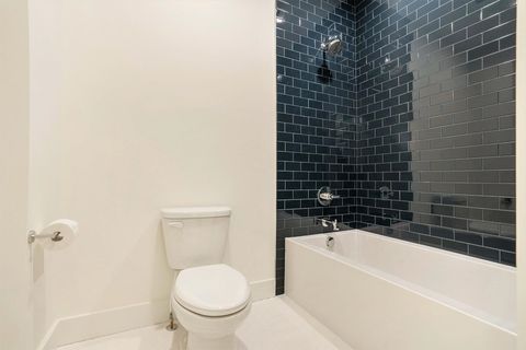 Tiny photo for 735 N Twyckenham Drive, South Bend, IN 46617 (MLS # 202548420)