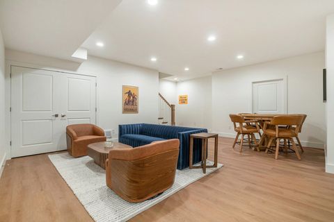 Tiny photo for 735 N Twyckenham Drive, South Bend, IN 46617 (MLS # 202548420)