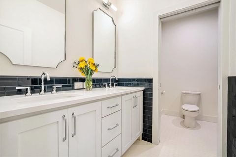 Tiny photo for 735 N Twyckenham Drive, South Bend, IN 46617 (MLS # 202548420)