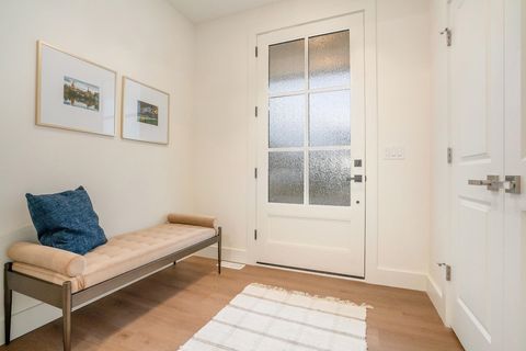 Tiny photo for 735 N Twyckenham Drive, South Bend, IN 46617 (MLS # 202548420)