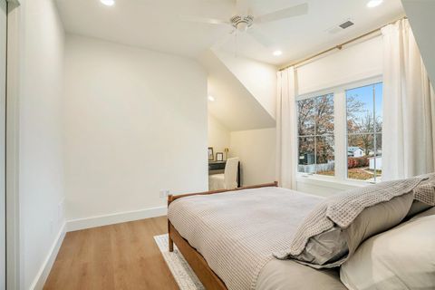 Tiny photo for 735 N Twyckenham Drive, South Bend, IN 46617 (MLS # 202548420)