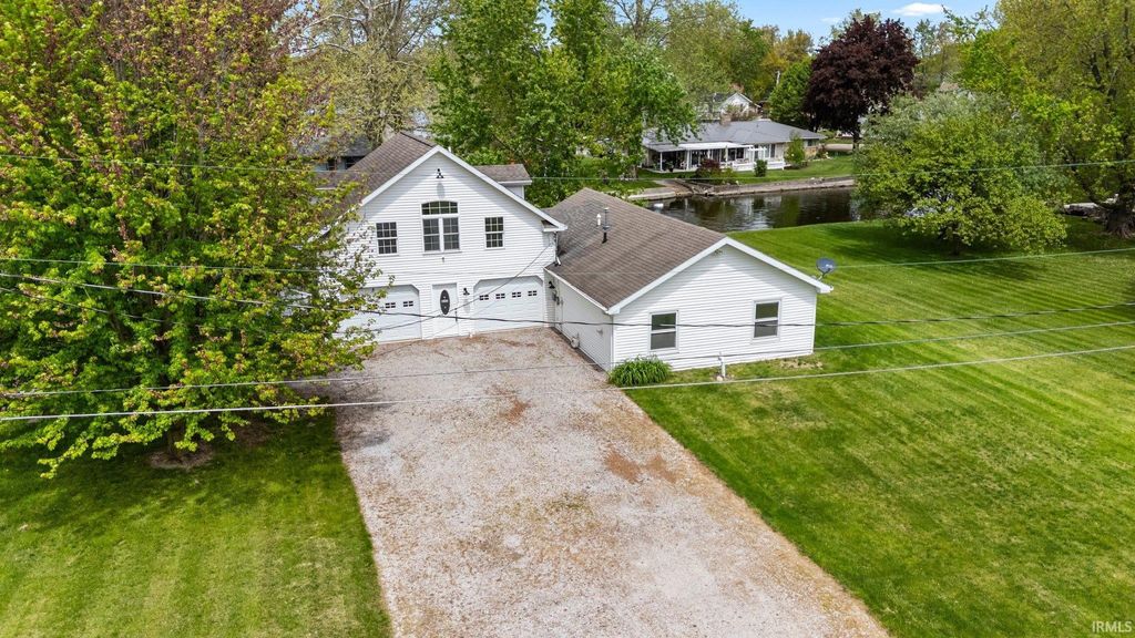 Photo of 2145 E 770 S, Wolcottville, IN 46795 (MLS # 202601063)