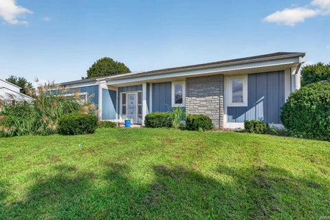 Tiny photo for 4004 High Street, Logansport, IN 46947 (MLS # 202635597)