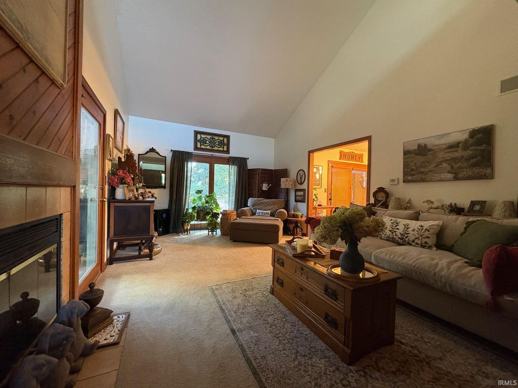 Photo of 18890 Diamond Pointe Court, South Bend, IN 46614 (MLS # 202541714)