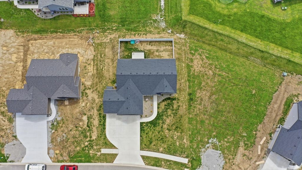 Photo of 2313 Chandler Way, Auburn, IN 46706 (MLS # 202615970)