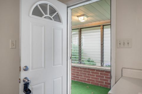 Tiny photo for 690 Esther Street, Huntington, IN 46750 (MLS # 202617542)