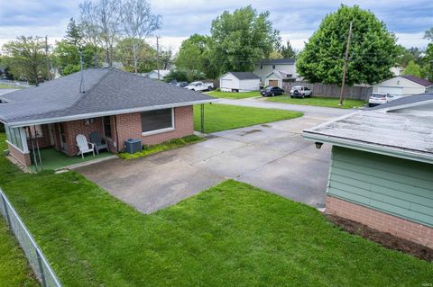 Tiny photo for 690 Esther Street, Huntington, IN 46750 (MLS # 202617542)