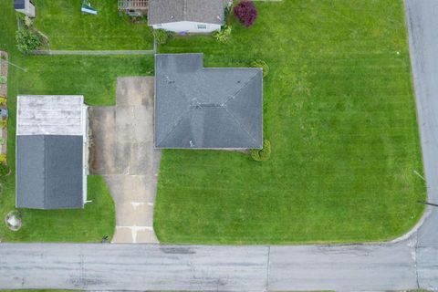 Tiny photo for 690 Esther Street, Huntington, IN 46750 (MLS # 202617542)