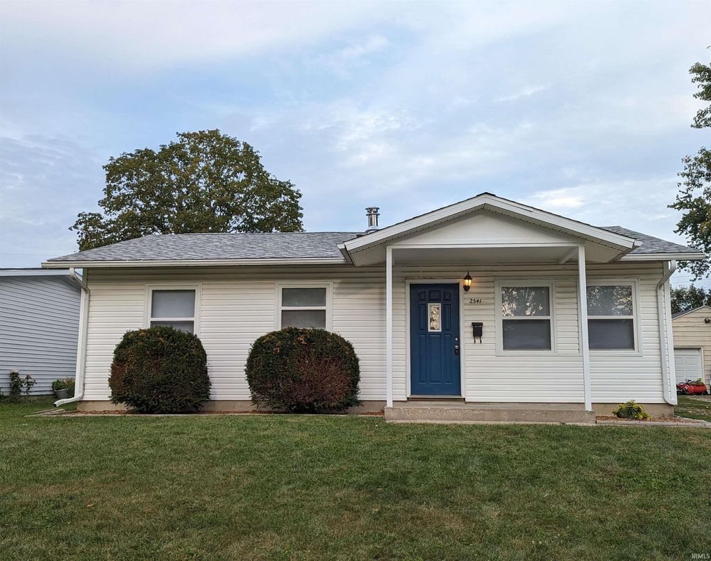 Photo of 2541 Cambridge Road, Lafayette, IN 47909 (MLS # 202603929)