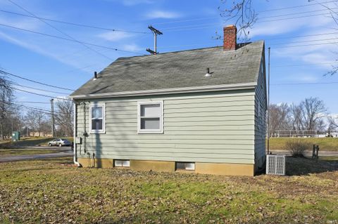 Tiny photo for 1965 Griswold Drive, Fort Wayne, IN 46805 (MLS # 202607820)