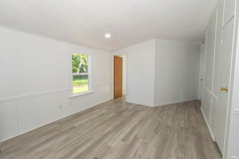 Tiny photo for 30343 Wolf Avenue, Elkhart, IN 46516 (MLS # 202624854)