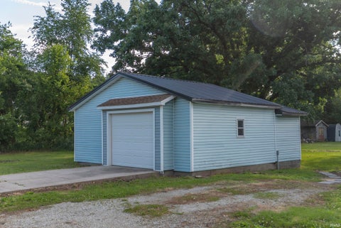 Tiny photo for 30343 Wolf Avenue, Elkhart, IN 46516 (MLS # 202624854)