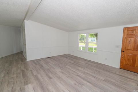 Tiny photo for 30343 Wolf Avenue, Elkhart, IN 46516 (MLS # 202624854)