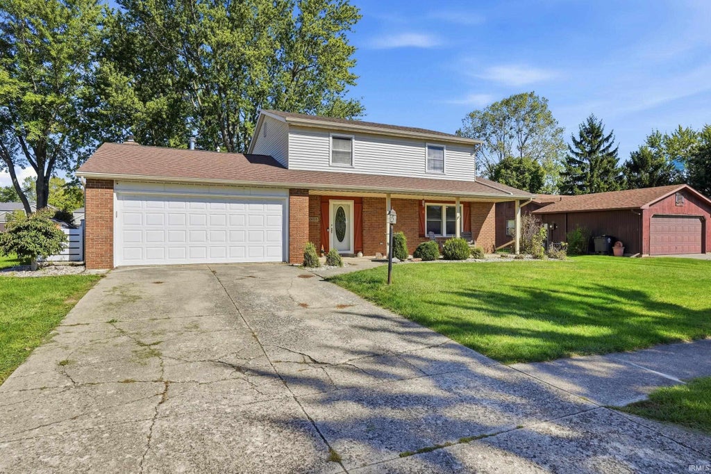 Photo of 10018 Tiffany Drive, Fort Wayne, IN 46804 (MLS # 202640594)