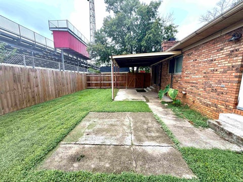 Tiny photo for 1607 Fulton Street, Tell City, IN 47586 (MLS # 202639661)