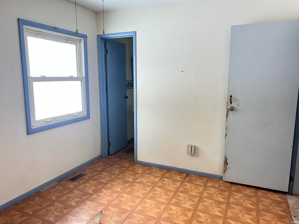 Photo of 1318 W Darden Road, South Bend, IN 46628 (MLS # 202604650)