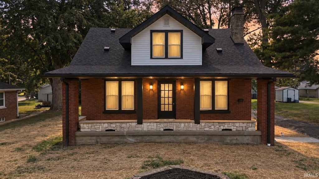 Photo of 2117 E Virginia Street, Evansville, IN 47711 (MLS # 202638400)