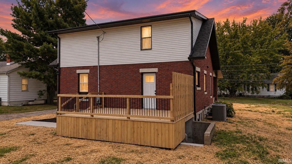 Photo of 2117 E Virginia Street, Evansville, IN 47711 (MLS # 202638400)