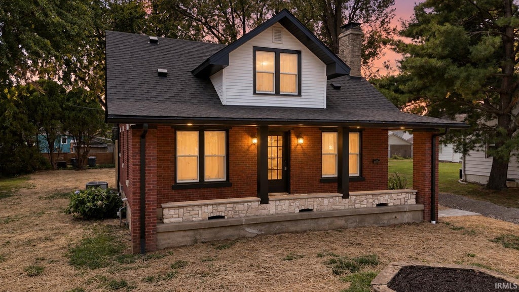 Photo of 2117 E Virginia Street, Evansville, IN 47711 (MLS # 202638400)
