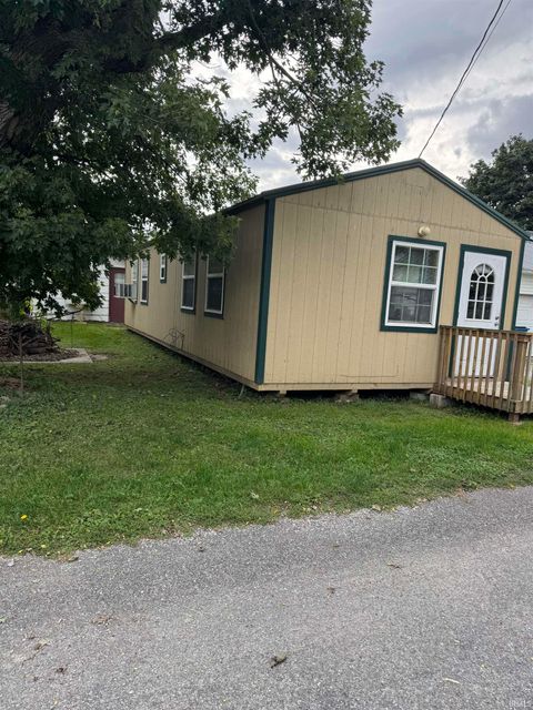 Tiny photo for 11905 Pearl Street, Kewanna, IN 46939 (MLS # 202531985)