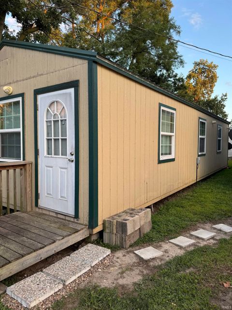 Tiny photo for 11905 Pearl Street, Kewanna, IN 46939 (MLS # 202531985)