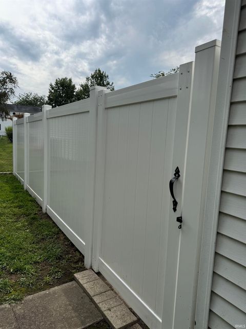Tiny photo for 11905 Pearl Street, Kewanna, IN 46939 (MLS # 202531985)
