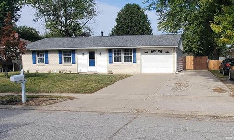 Photo of 3705 OAKHURST Drive, Kokomo, IN 46902 (MLS # 202536942)
