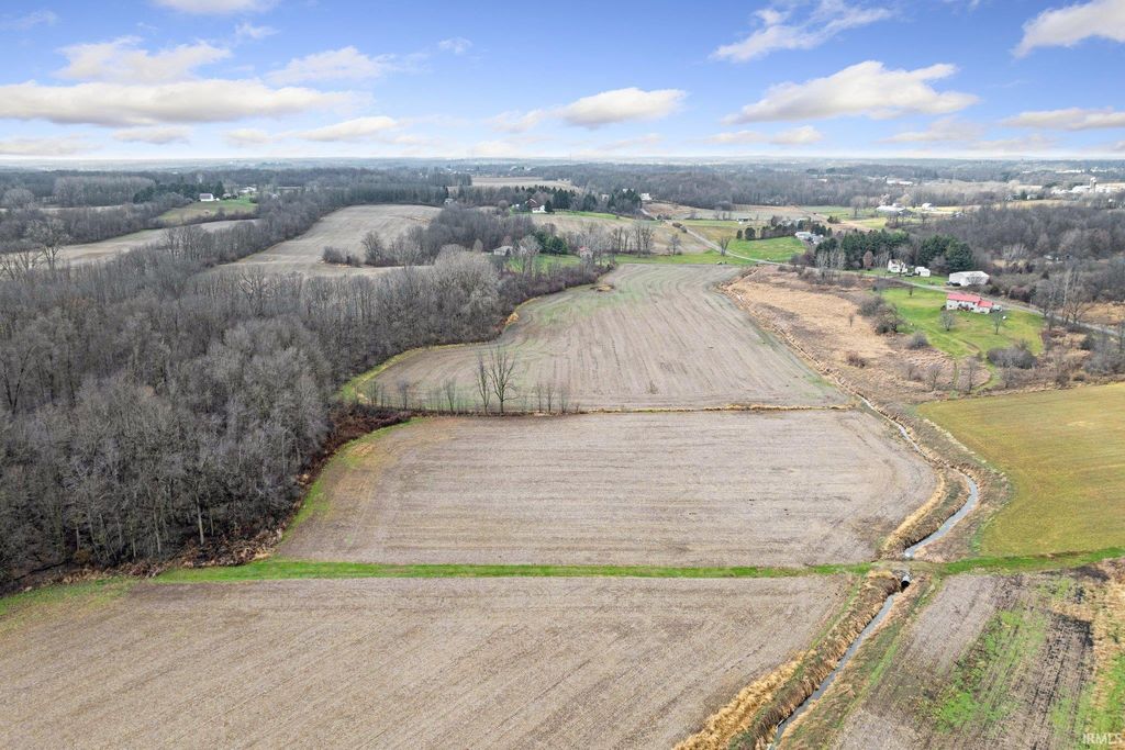 Photo of 0000 E 125 N, Albion, IN 46701 (MLS # 202605824)