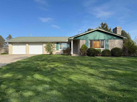 Photo of 404 W 10Th Street, Oolitic, IN 47451 (MLS # 202612363)