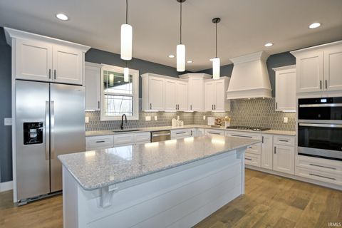 Tiny photo for 10143 Gallop Way, Evansville, IN 47725 (MLS # 202548564)