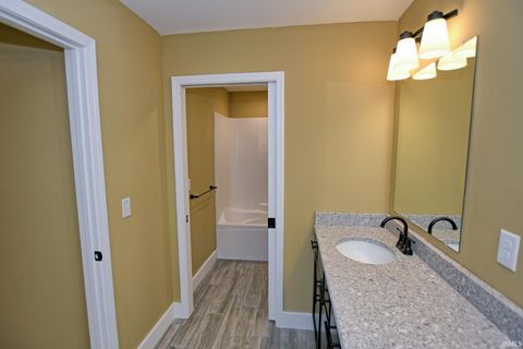 Tiny photo for 10143 Gallop Way, Evansville, IN 47725 (MLS # 202548564)