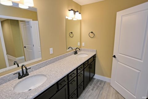 Tiny photo for 10143 Gallop Way, Evansville, IN 47725 (MLS # 202548564)